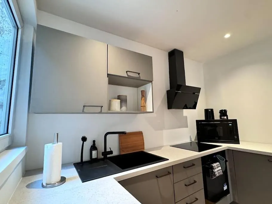 לייז' Urbanchic Duplex Adalbert 2A דירה